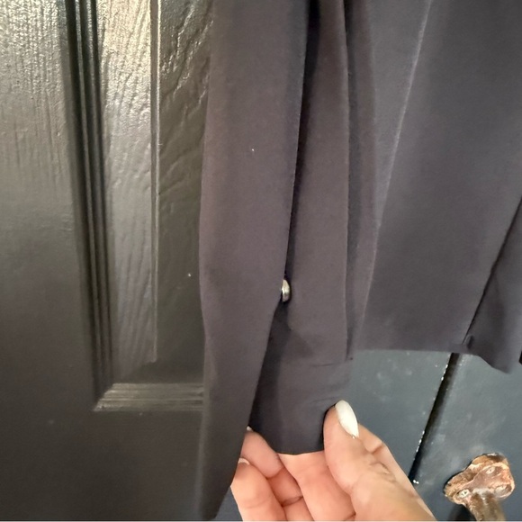 ATHLETA Pants SZ 8 Tribeca Wide Leg Cropped Button Hem Navy Crop Zipper - Picture 7 of 15